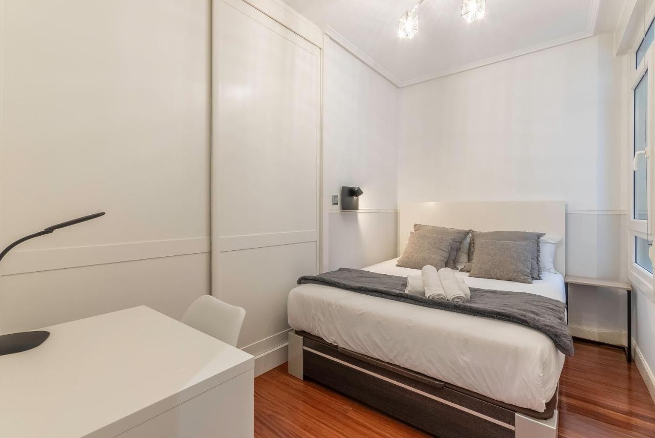Apartamento La Alameda De Indautxu Bilbao Exterior photo