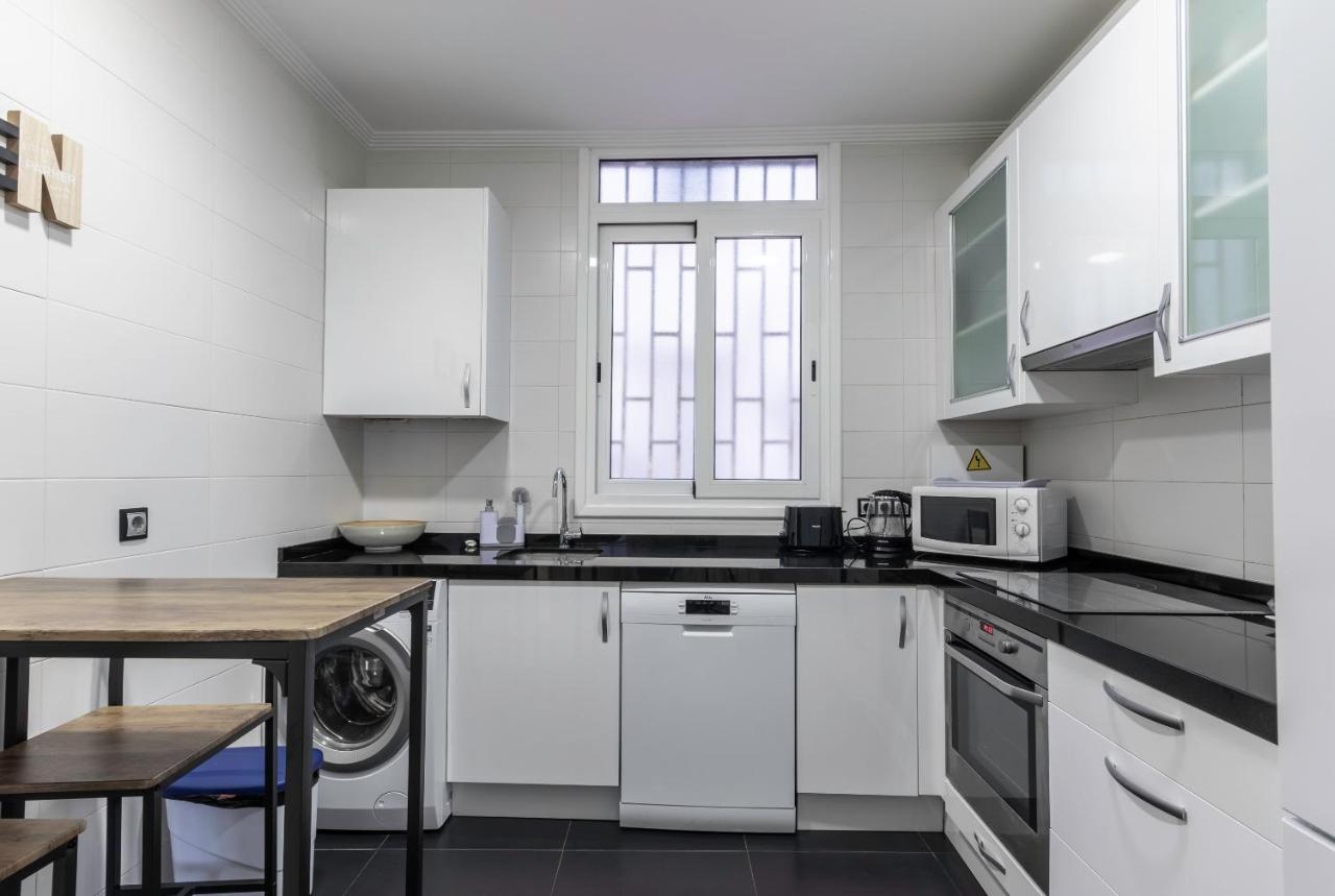 Apartamento La Alameda De Indautxu Bilbao Exterior photo